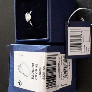 NIB Swarovski Ring Size 6.75 (55) JJ99